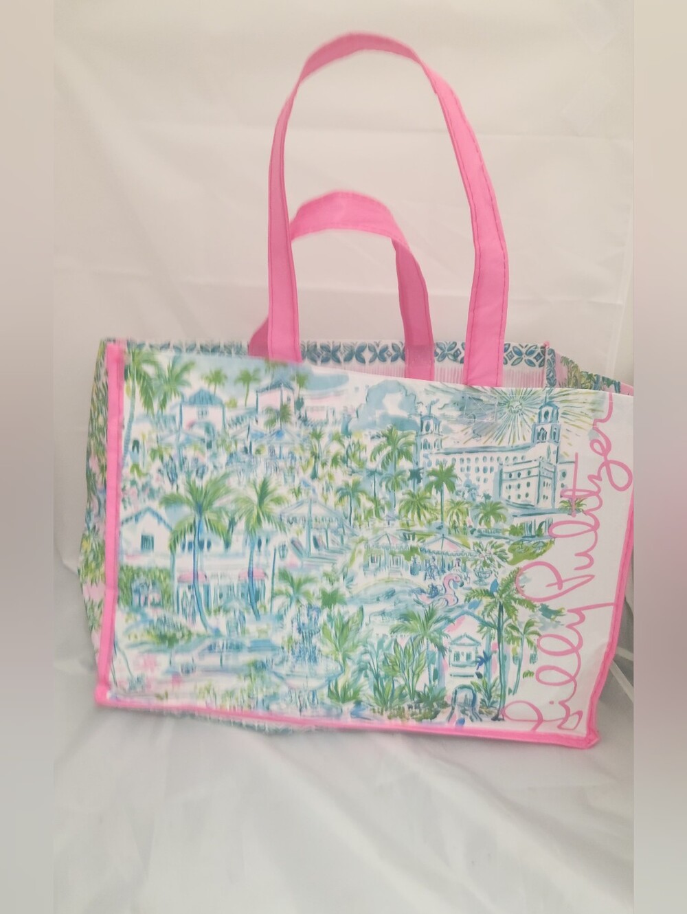Lilly Pulitzer Pink-Trim Coastal Scene Tote Like New!